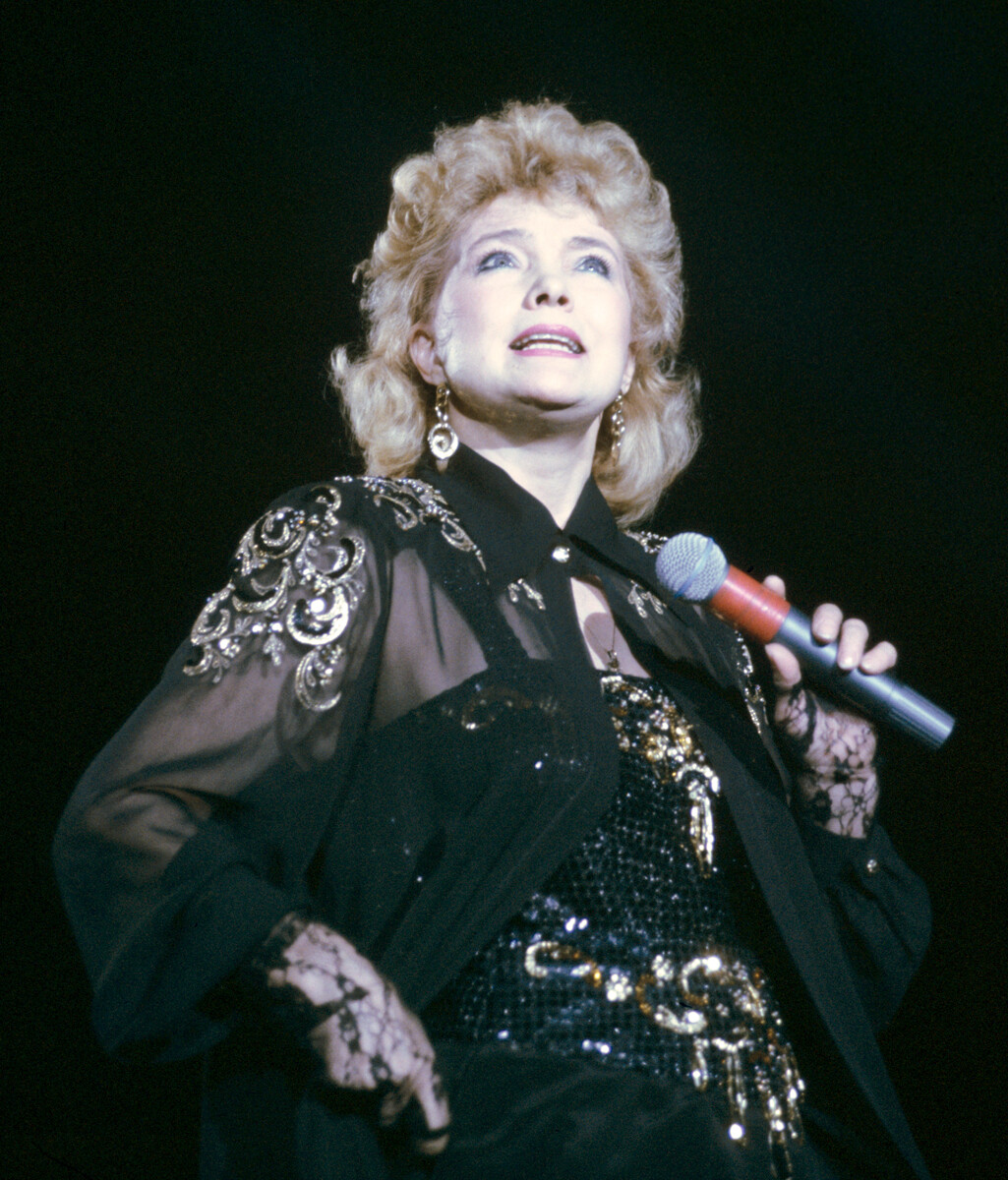 Yekaterina Shávrina, 1992