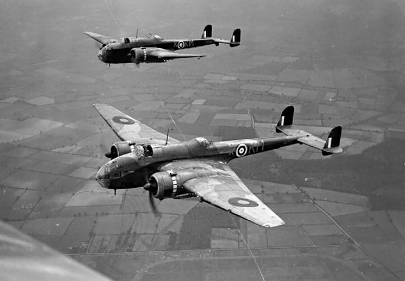 RAF Hp.52 'Hampden' and 'Hereford' planes.