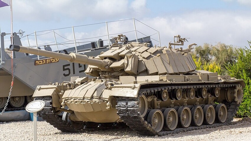 M-48 Patton Magach-3 en el museo Yad LaShiryon en Latrun, Israel. Fue capturado por los sirios, trasladado a la URSS y estuvo en exhibición en el Museo de Tanques de Kubinka. Fue devuelto a Israel en 2016.