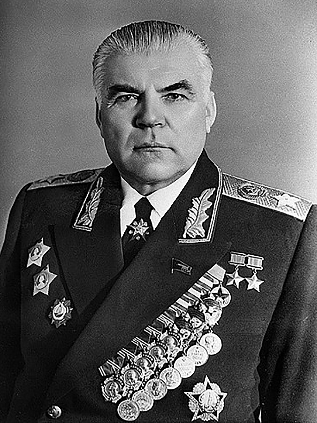 Родион Јаковљевич Малиновски  (1898-1967) – совјетски војсковођа и државник.