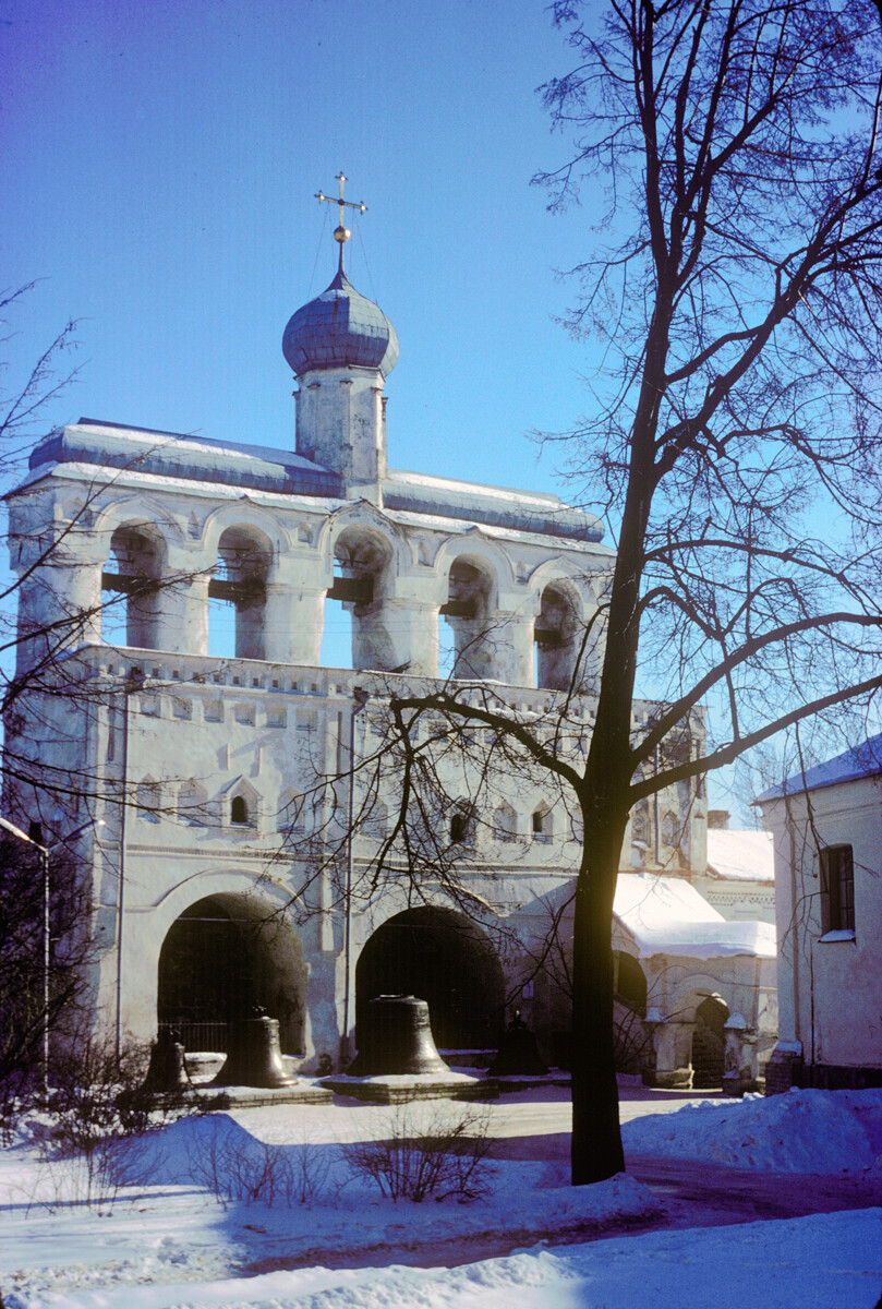 Cathedral bell gable (zvonnitsa). March 14, 1980