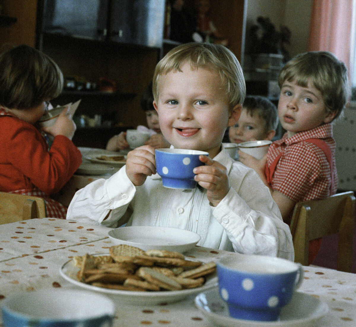 Having a snack at kindergarten