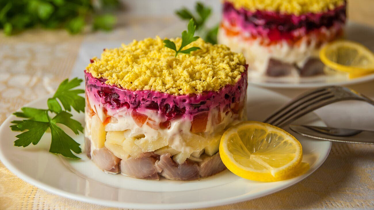 Préparations pour les fêtes recette de la légendaire salade «hareng