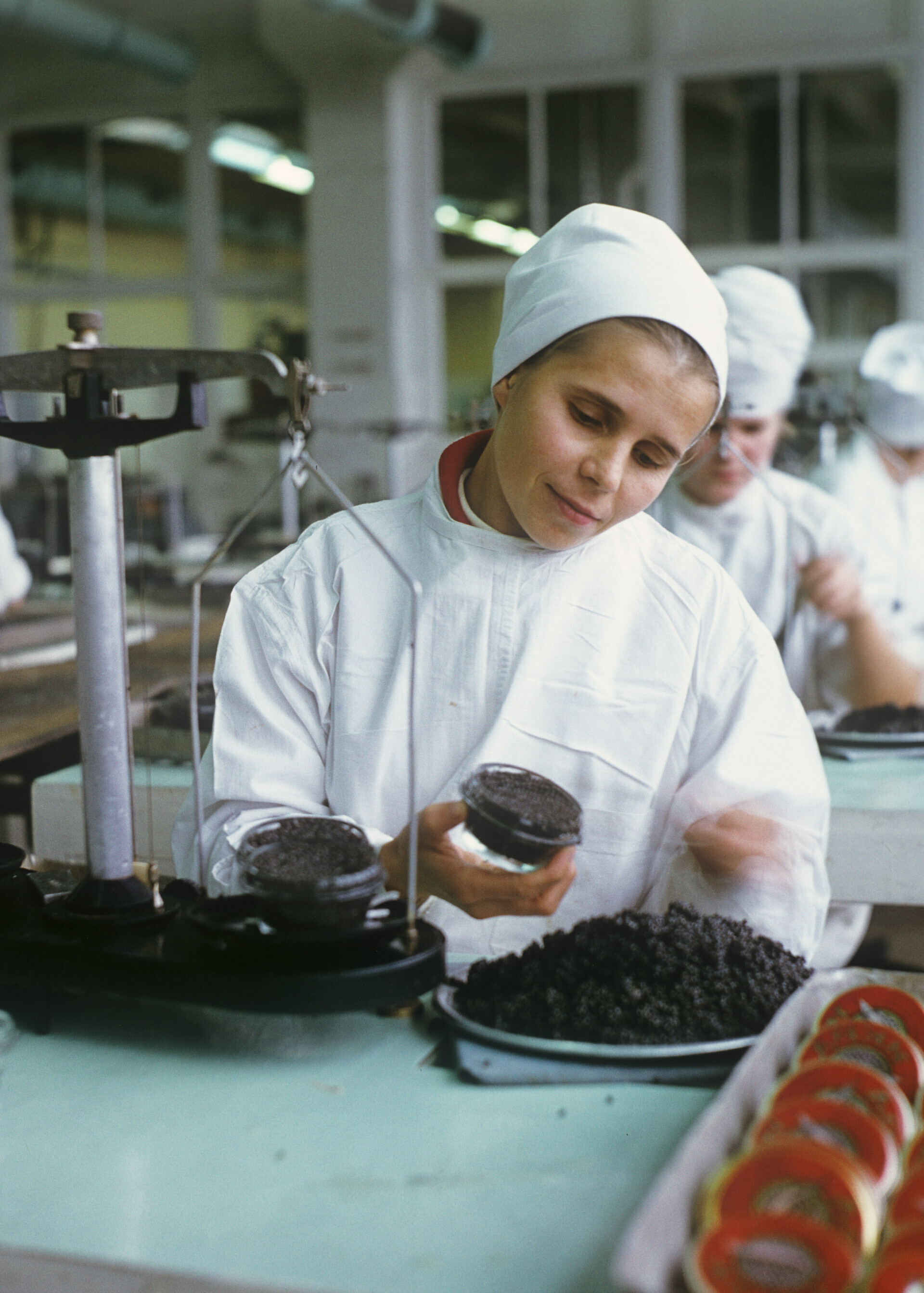 Associação de produção de caviar do Cáspio.
