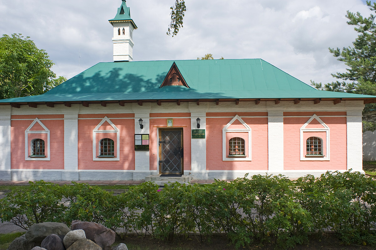 Monastery of Sts. Boris & Gleb, 17th-century administrative building. July 18, 2015
