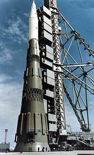 Maqueta del N1 en la plataforma de lanzamiento del cosmódromo de Baikonur a finales de 1967.