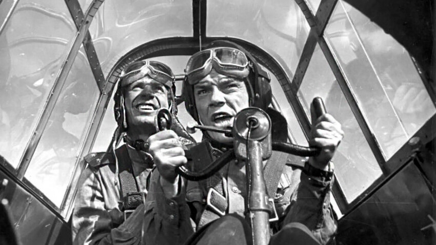 5 BEST Soviet movies about World War II pilots - Vimarsana News