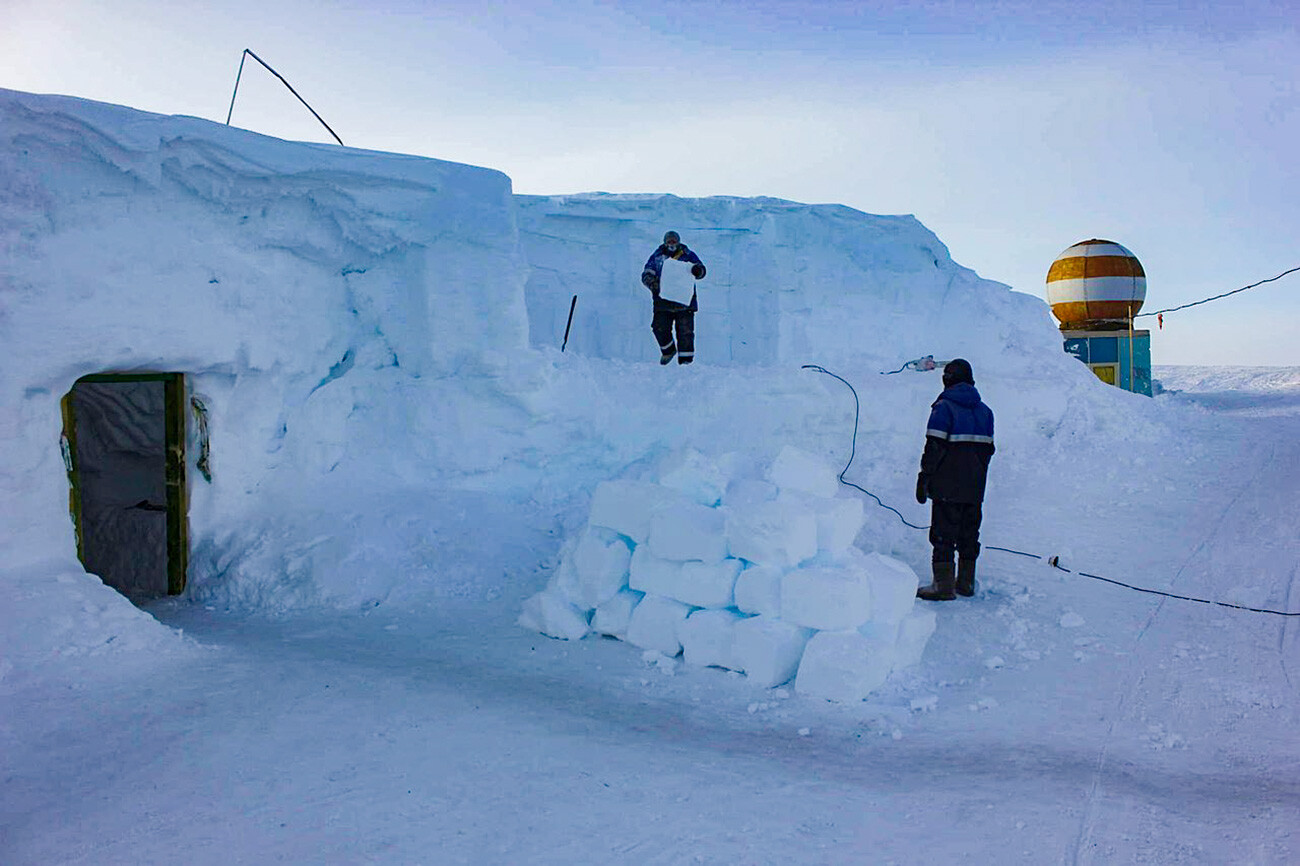 Abastecimiento de agua en la base rusa de investigación antártica 