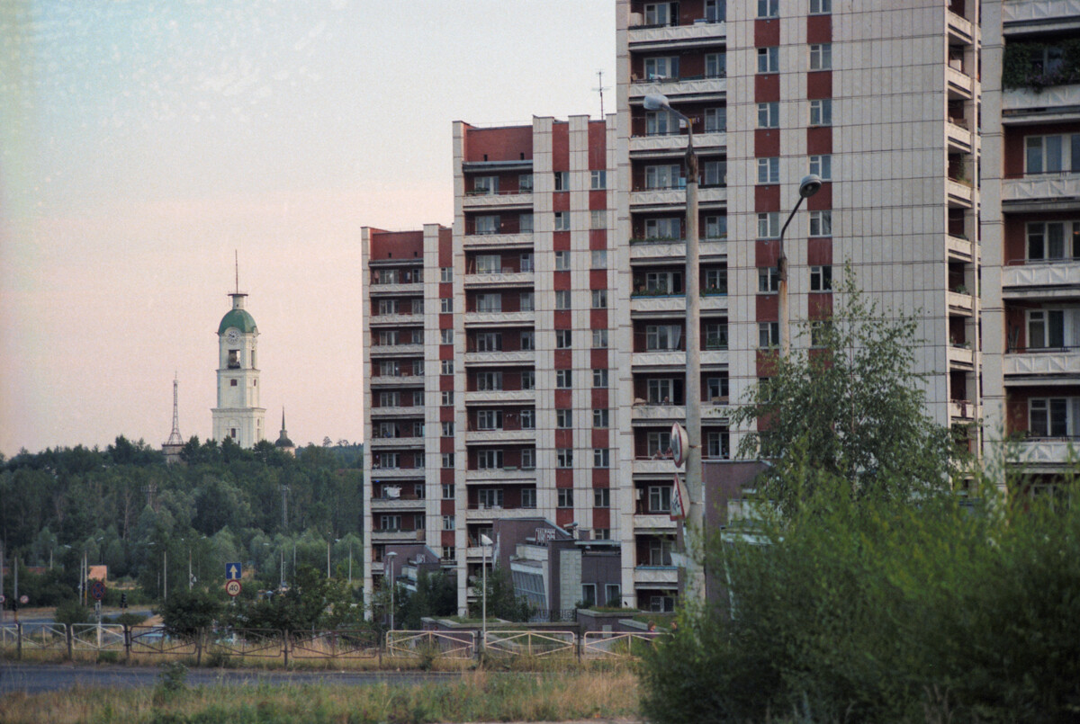 URSS. Región de Nizhni Nóvgorod. Arzamas-16. 1 de agosto de 1991. Un nuevo microdistrito de la ciudad. 
