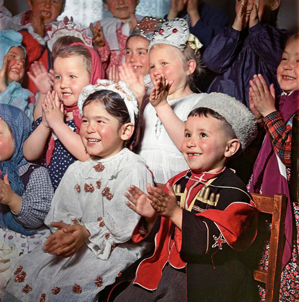 Dječji vrtić na Pamiru, 1957. 