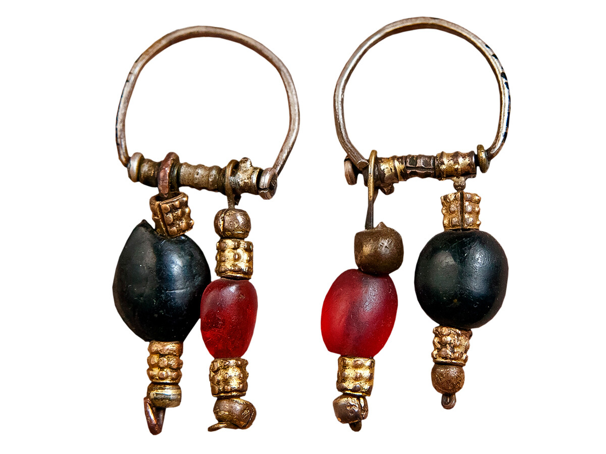 Russian earrings, 17th century