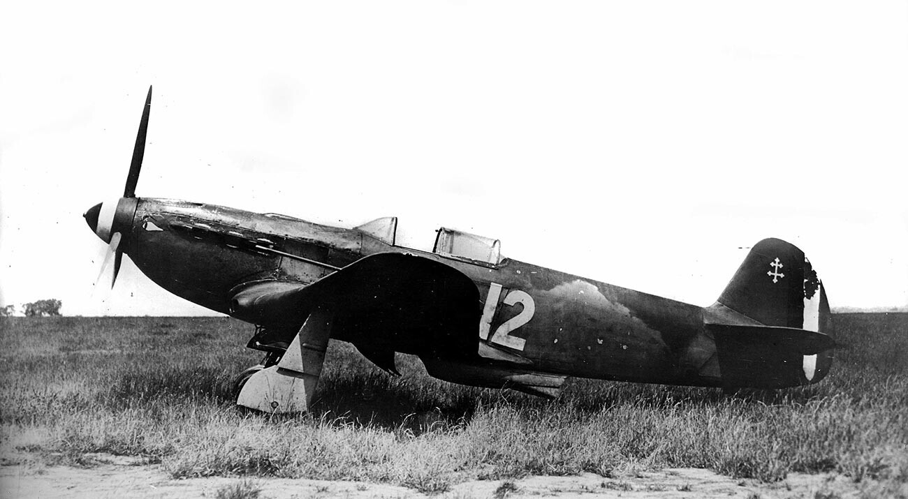 Yak-1

