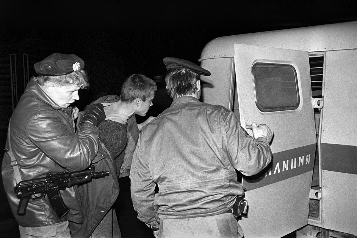 Soviet special police unit arresting a car thief,1989
