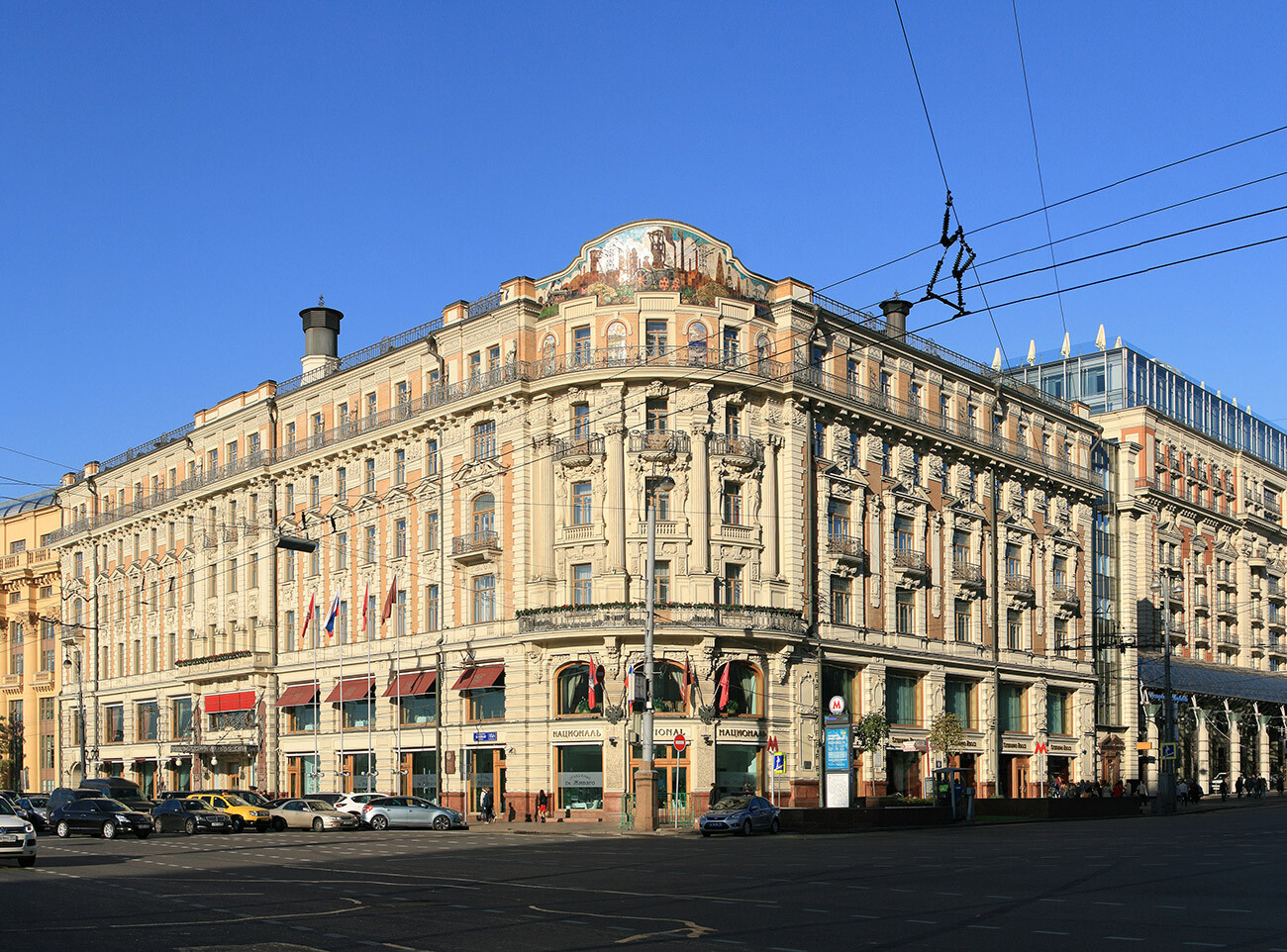 Hotel 