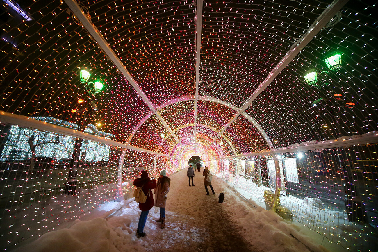 Moscou se prepara para receber 2024 (FOTOS)