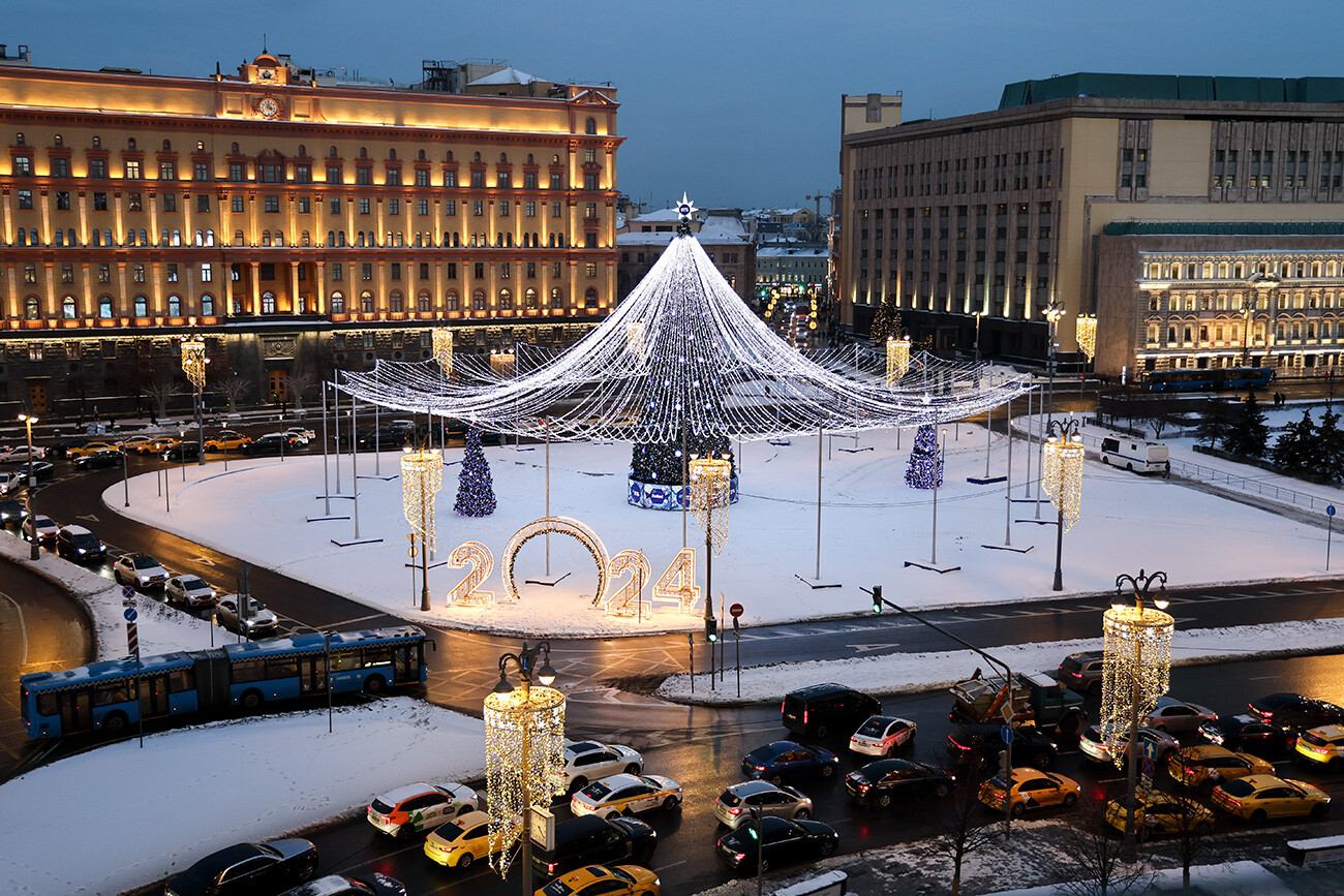 Neujahrsbaum auf dem Lubjanka-Platz