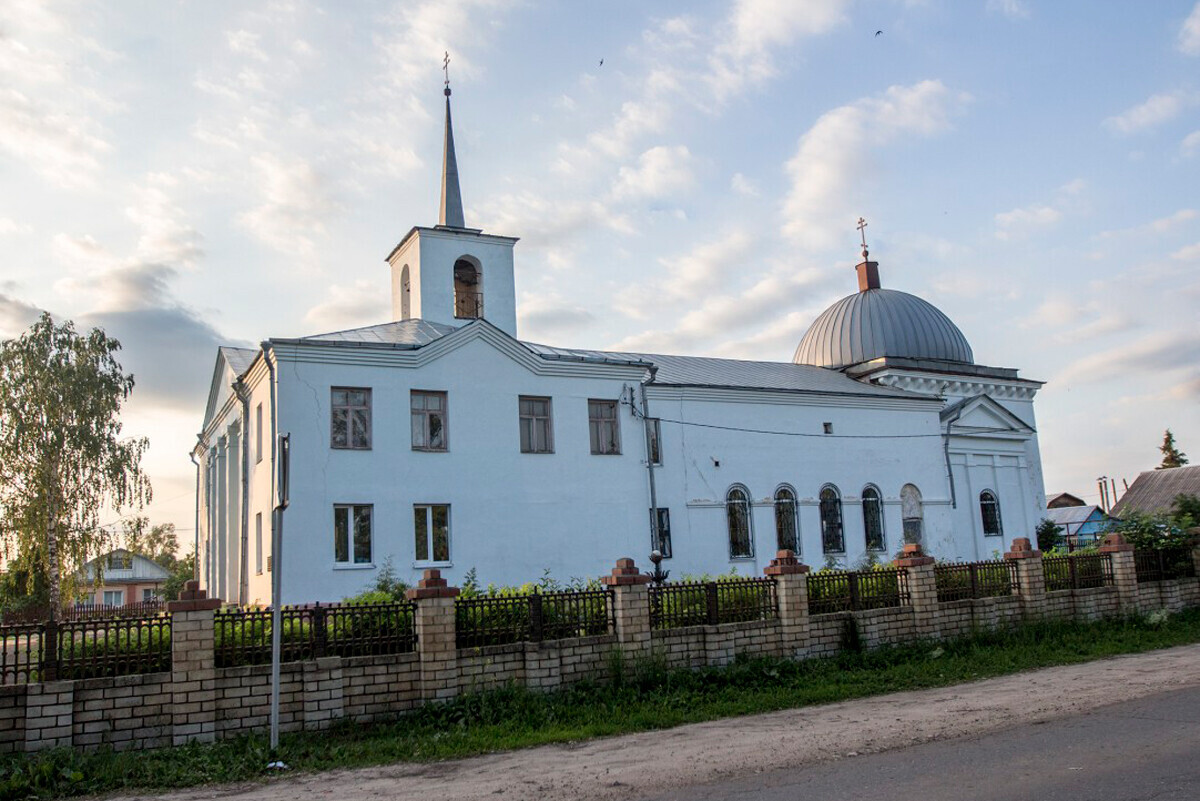 Бутурлино. Црквата „Св. Сергиј Радонешки“

