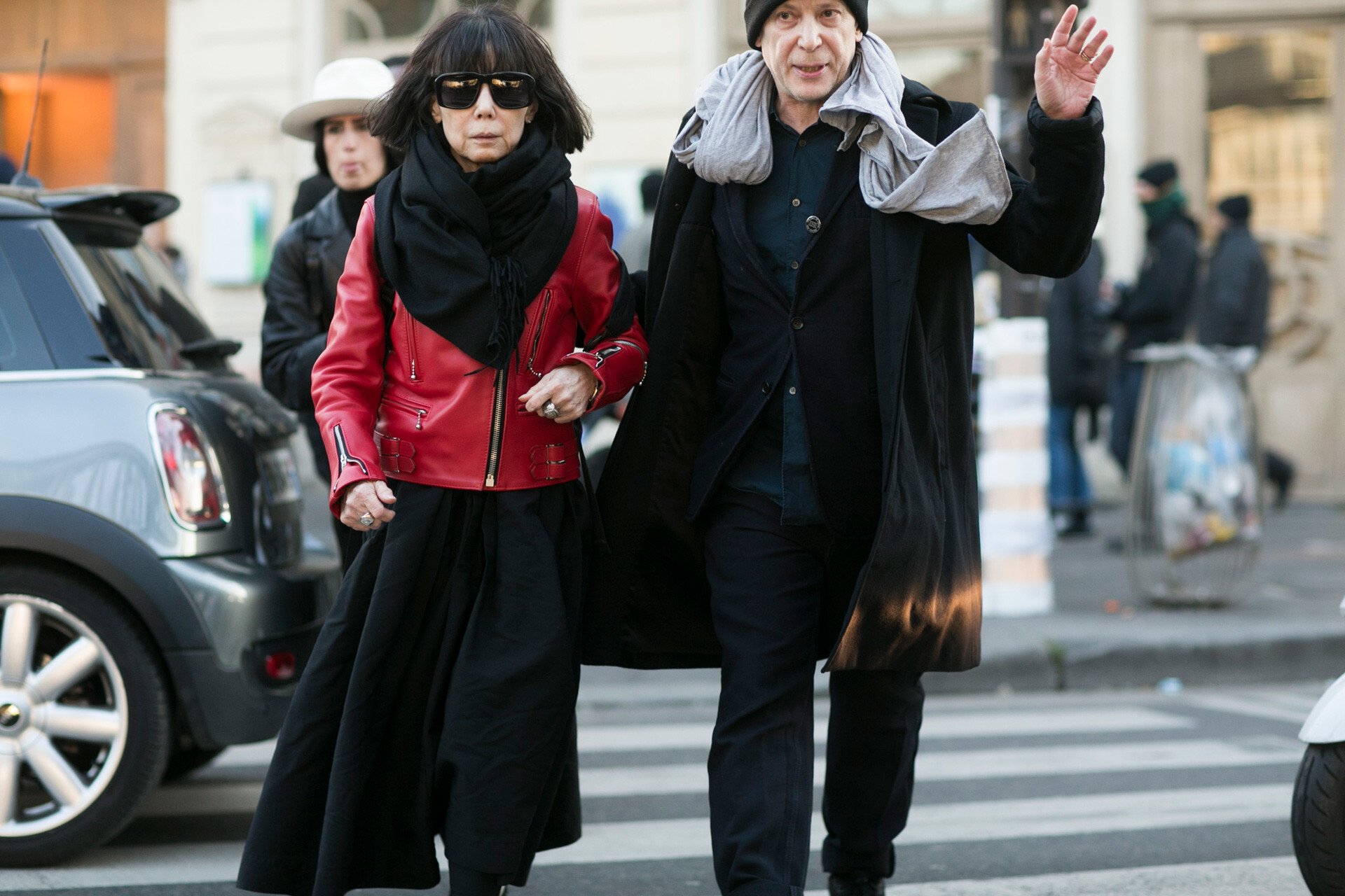 Rei Kawakubo et Adrian Joffe quittant le défilé Gosha Rubchinskiy le 21 janvier 2016 à Paris