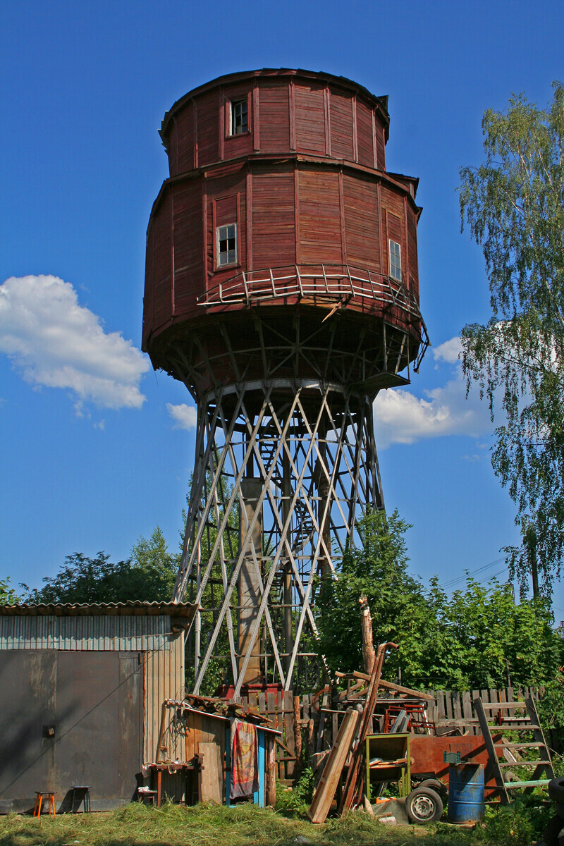 Petuški, vodotoranj