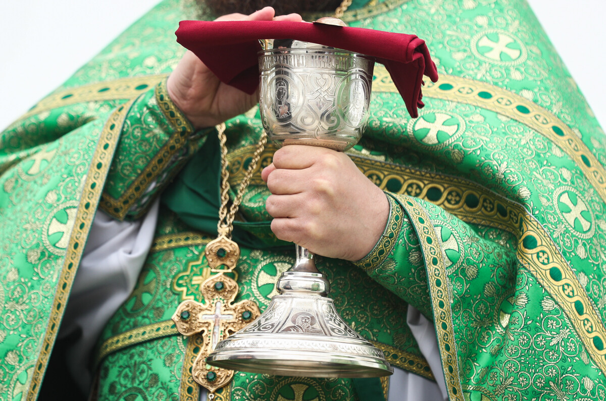 Il calice sacerdotale durante la Celebrazione eucaristica