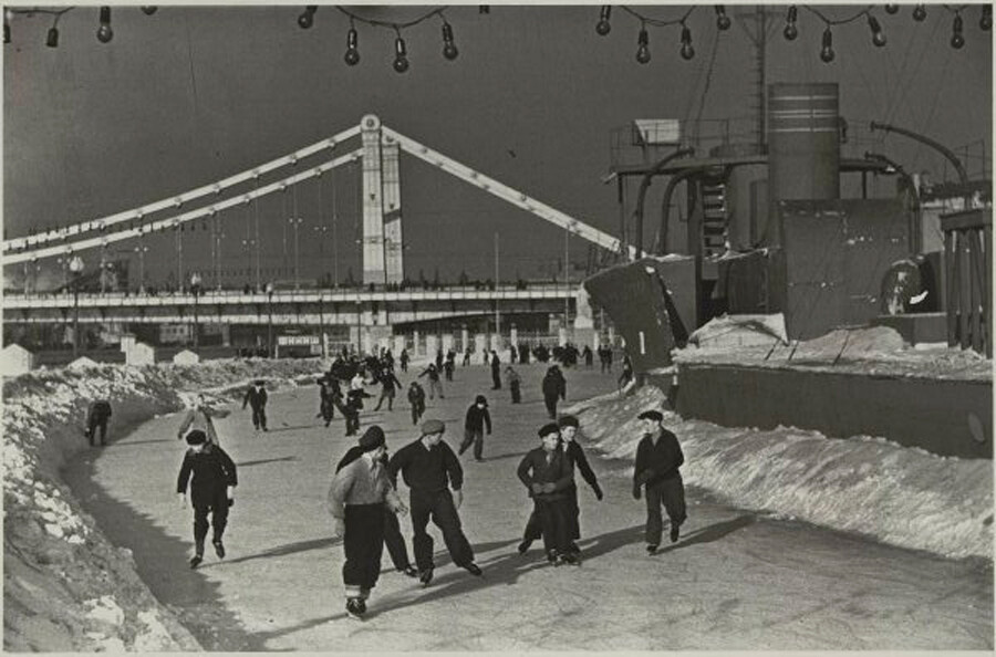 An ice rink in Gorky Park, 1930s.