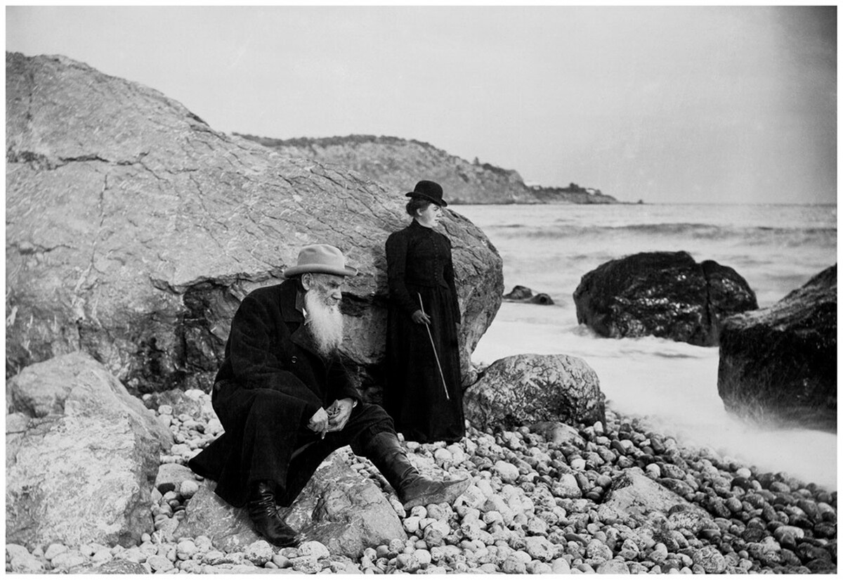 Leo Tolstoy with daughter Alexandra in Crimea, 1908. Photo taken by Sophia Andreyevna