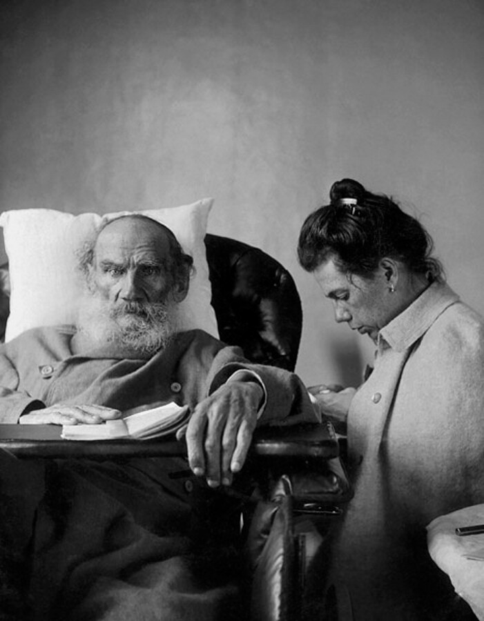 Лев Толстой с дочерью Татьяной, 1902. Фото сделано Софьей Андреевной