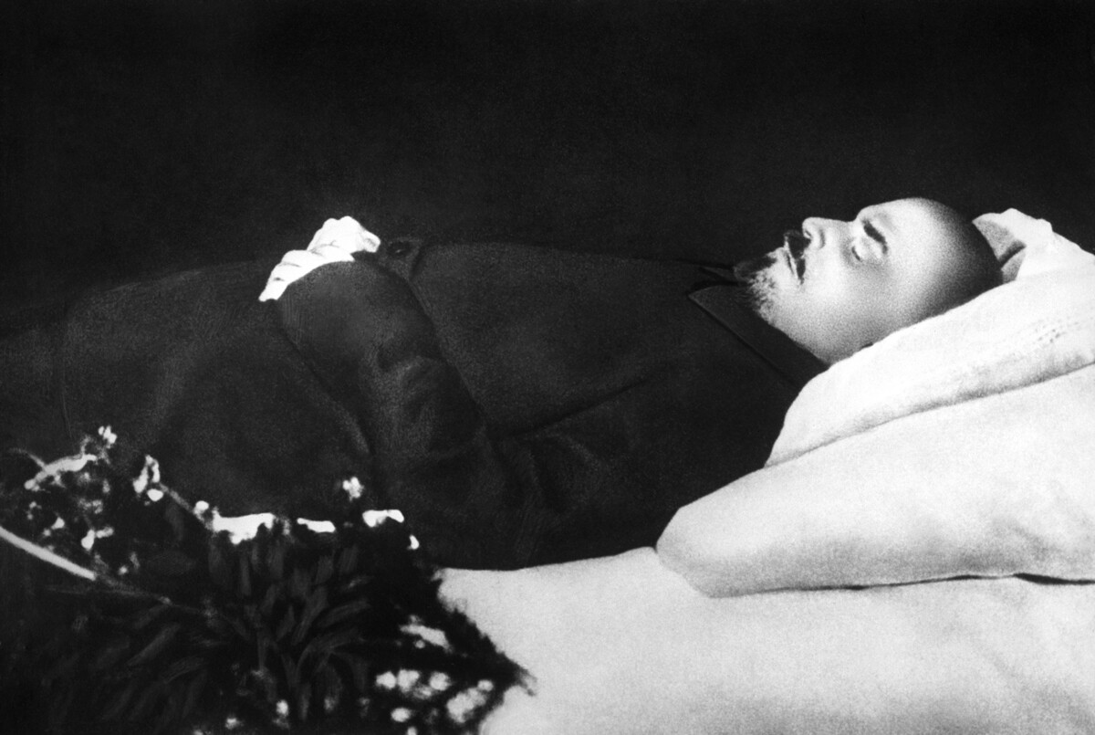 Lenin after his death in Gorki, January 1924