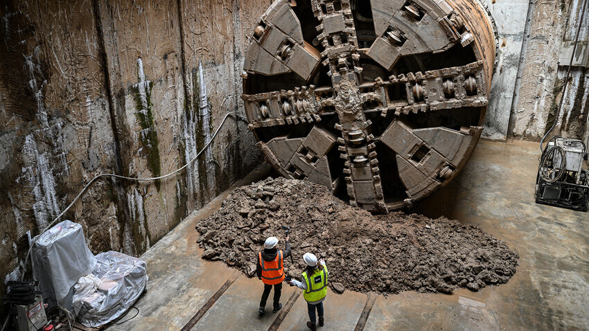 Construção do metrô de Moscou.