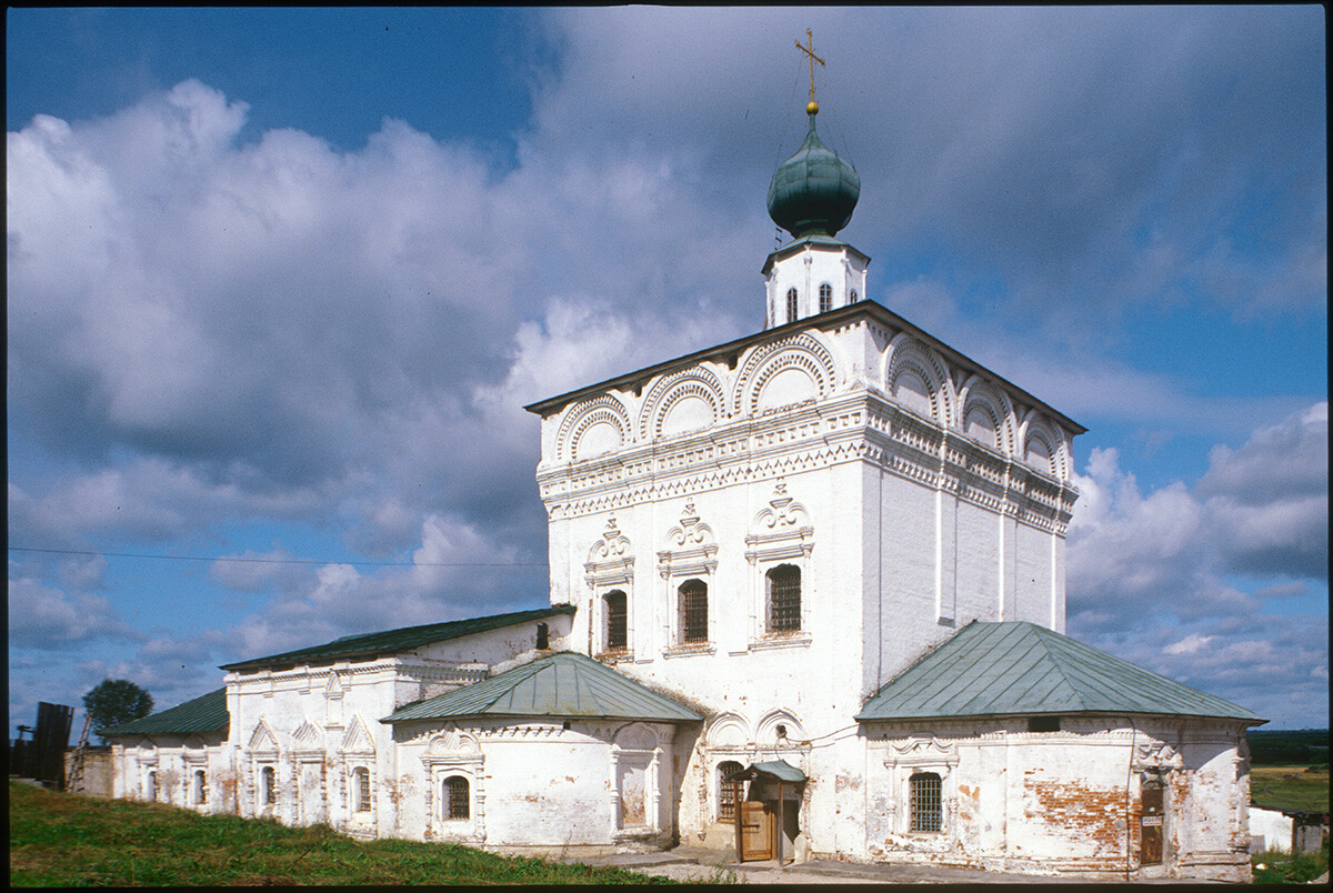 Church of the Ascension (Trinity), Ascension-Trinity Monastery. Southeast view. August 12, 2000