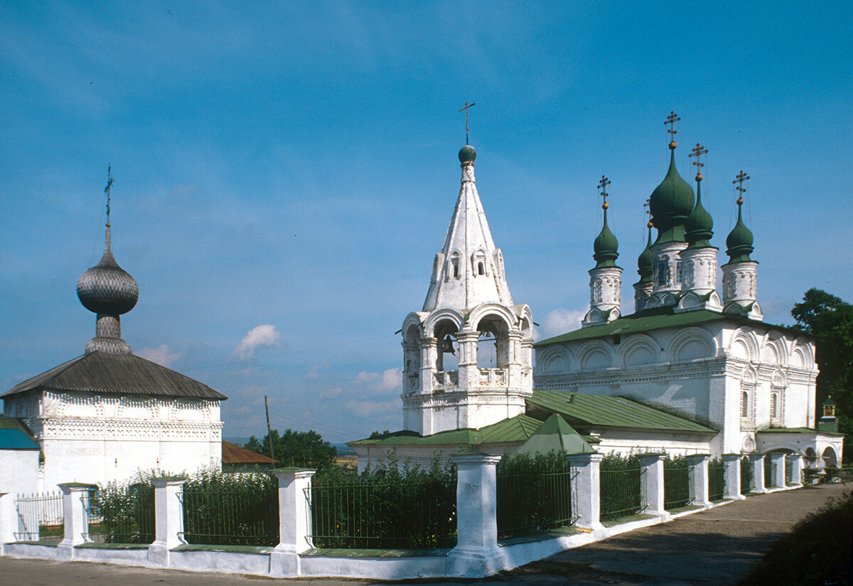 Transfiguration Convent. Left: Church of the Presentation, south facade. Right: Bell tower & Church of the Transfiguration, southwest view. August 24, 1999