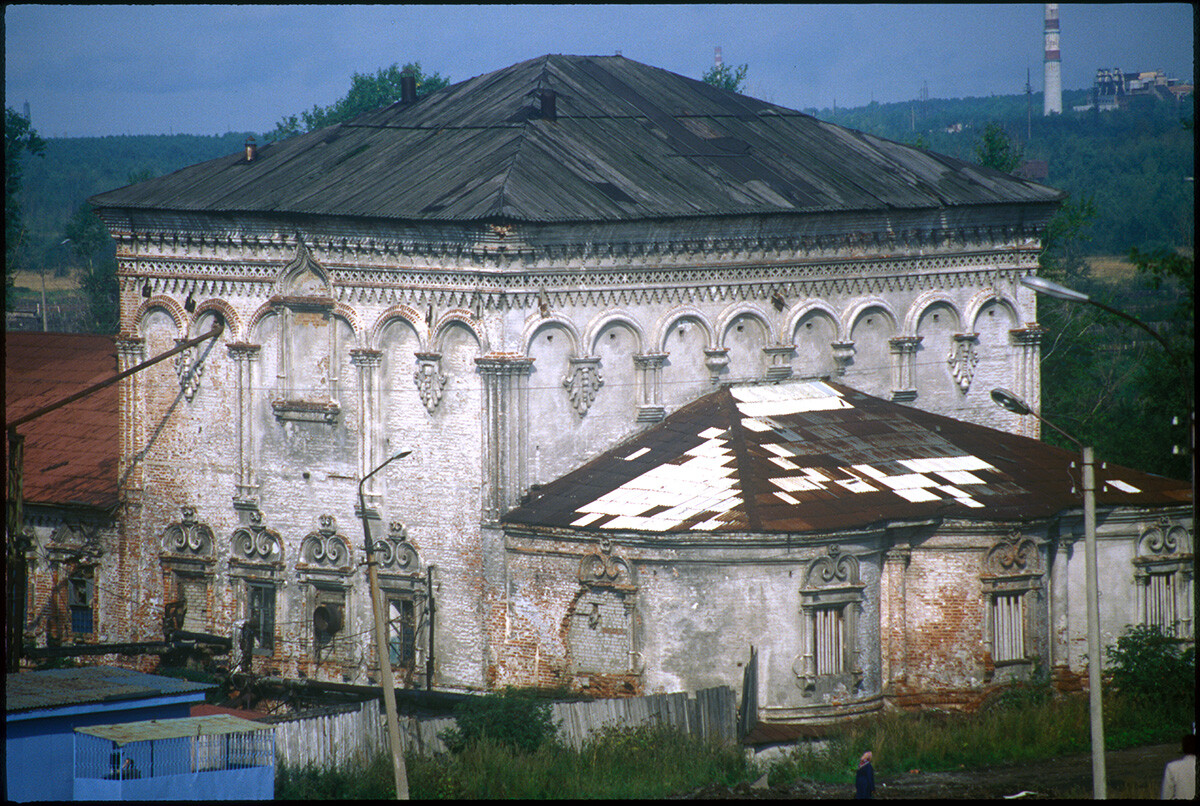 Church of the Elevation of the Cross, southeast view with elaborate facade decoration. August 24, 1999