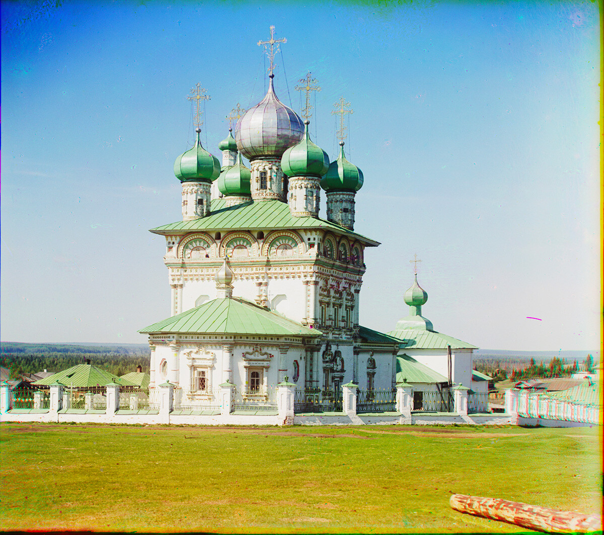 Nyrob. Church of St. Nicholas, northeast view. Photo: 1913. Circa 1907