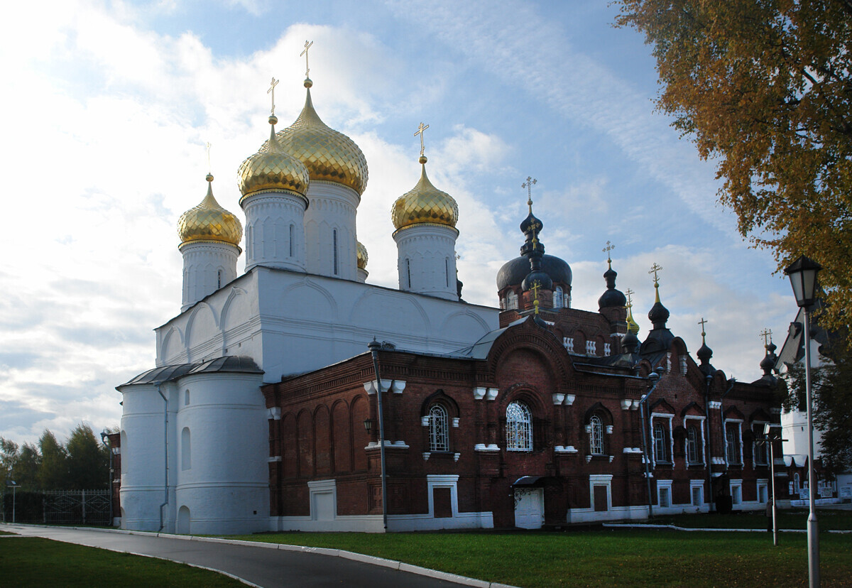 La Catedral de la Epifanía del Monasterio de la Epifanía-Anastasia en Kostromá, donde se conservó el icono en 1991-2023