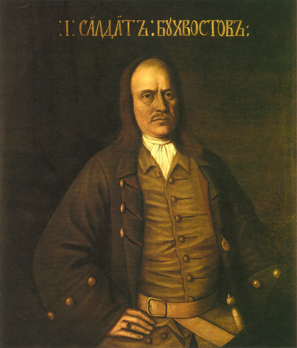 Портрет майора Сергея Бухвостова из Преображенской серии, XVII–XVIII вв. Как видно по прическе майора Бухвостова, она очень походит на прическу царя Петра