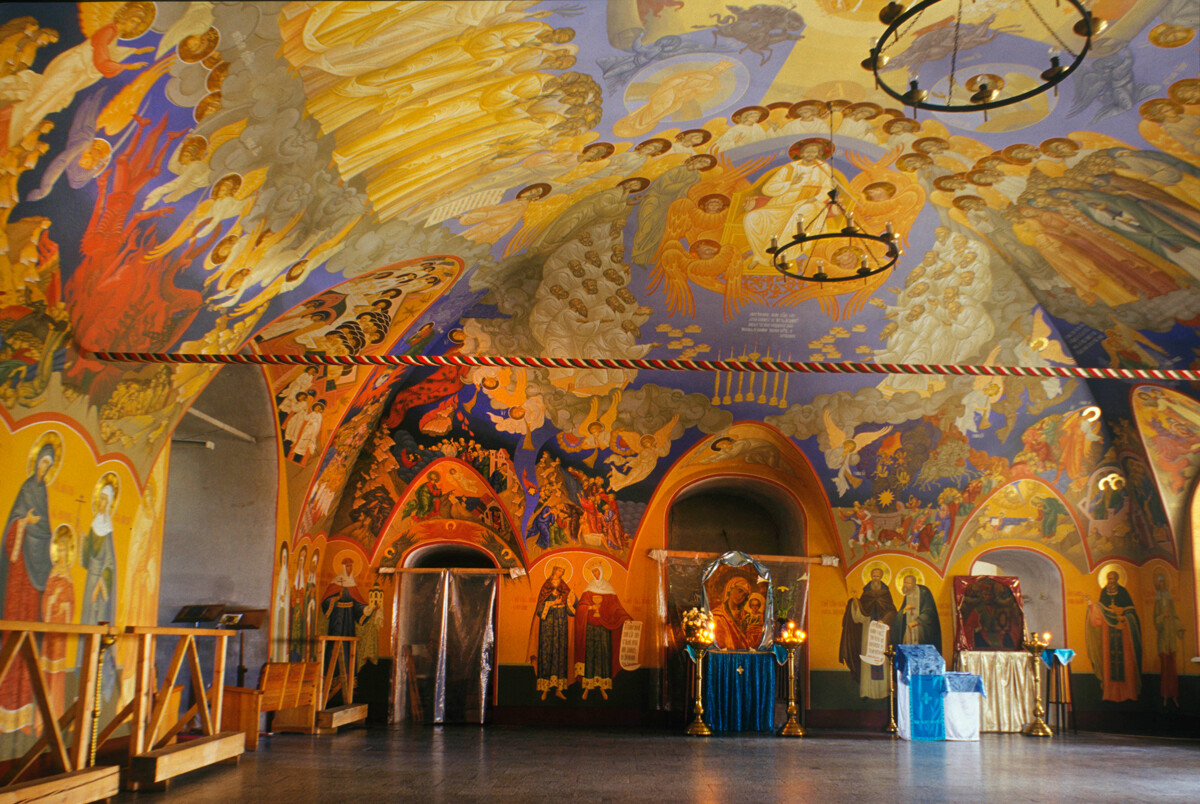Cathedral of the Epiphany. Refectory interior, view east with new frescoes. September 1, 2000