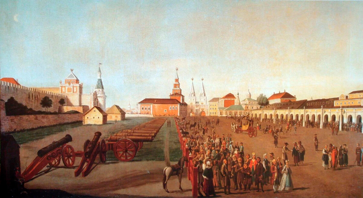 Stavba Moskovske univerze (v sredini) pri Voskresenskih vratih na Rdečem trgu, 1780, avtor: Friedrich Gilferding