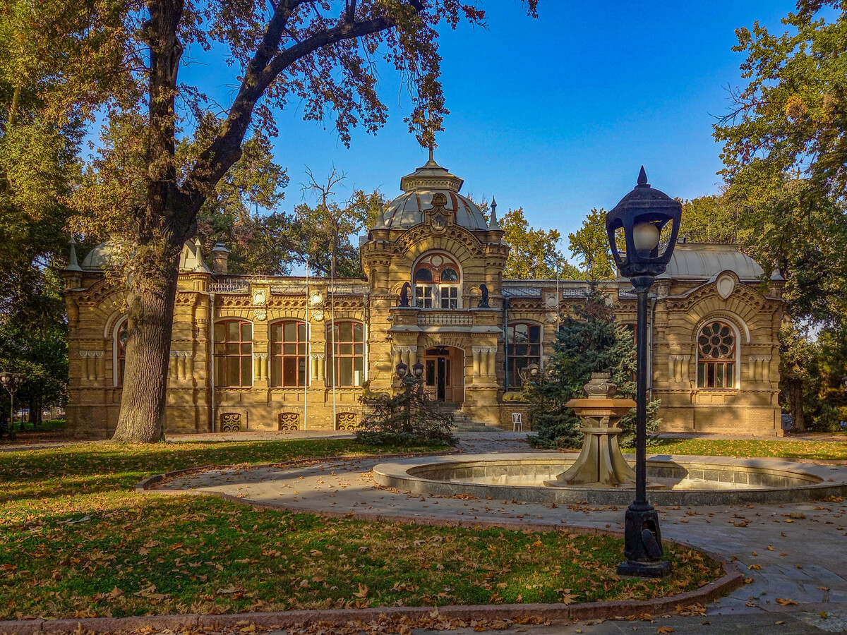 Palača Romanovih, Junusabadsko okrožje, Taškent, Uzbekistan