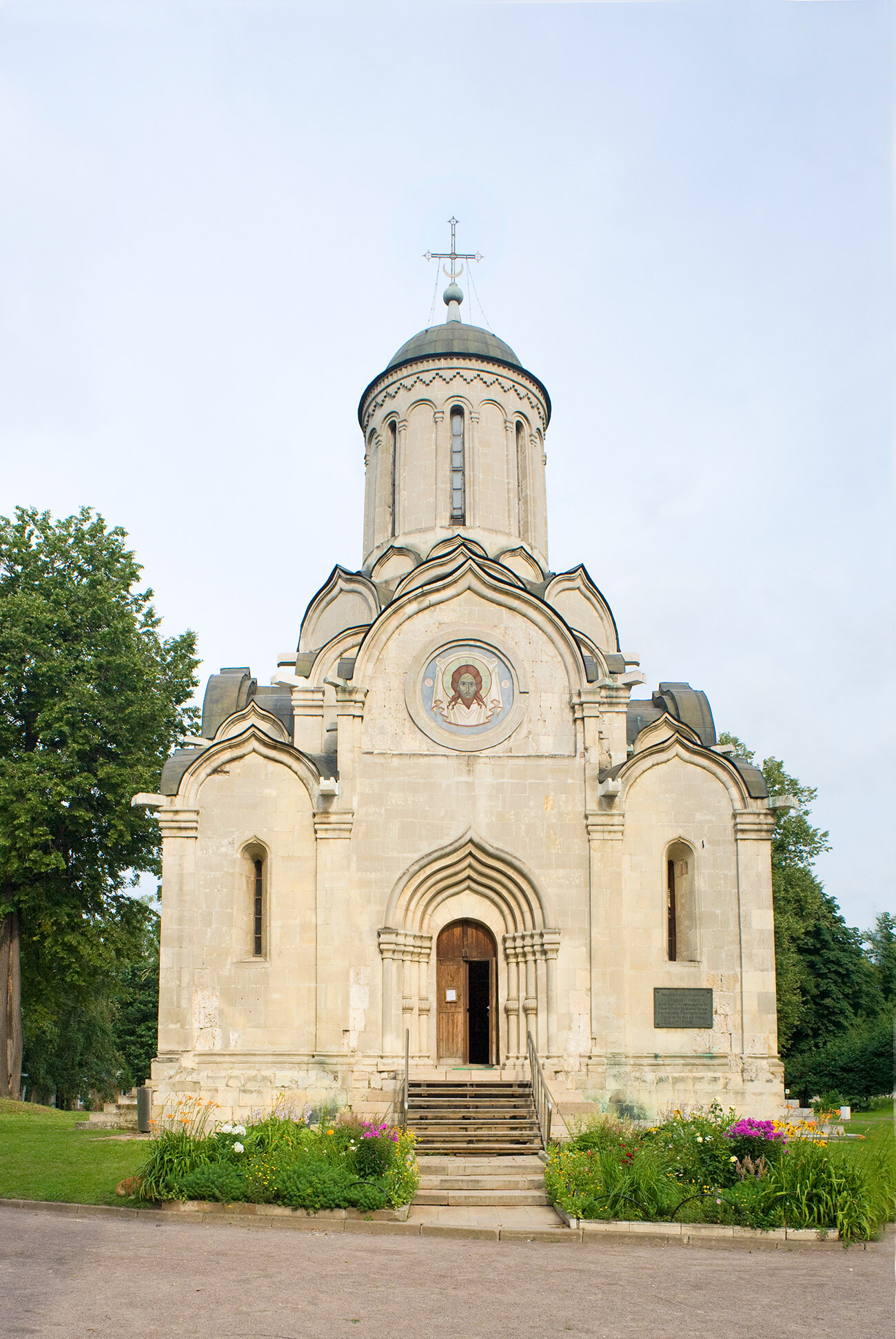 Moscou. Monastère du Sauveur (Andronikov), église de l'icône acheiropoïète du Christ, façade ouest