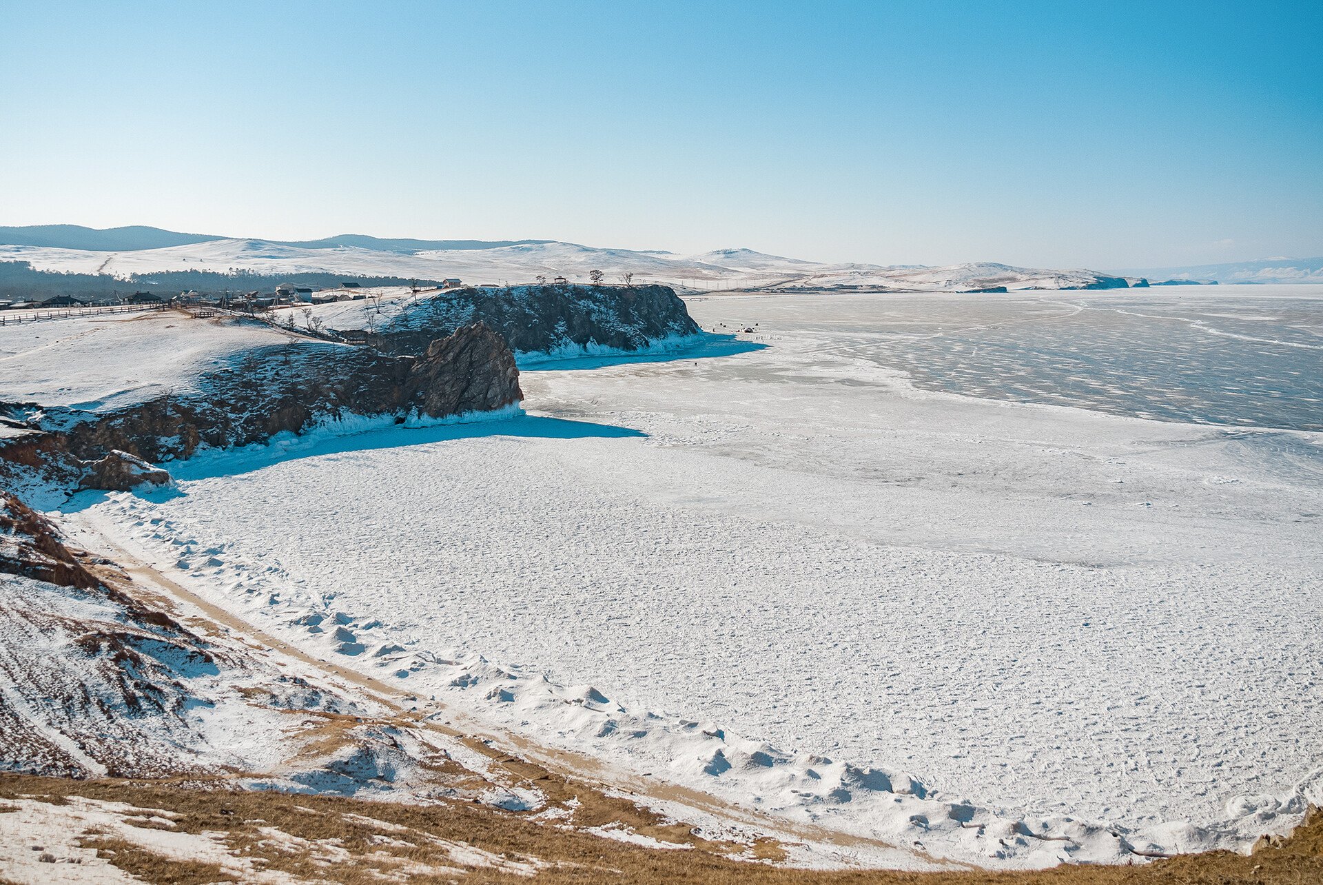 Chamanka: pourquoi les riverains du Baïkal considèrent-ils ce rocher comme sacré?