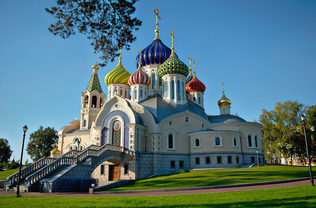 Chiesa del Beato Principe Igor di Chernigov. L’edificio sacro, di nuova costruzione, è stato consacrato nel giugno 2012