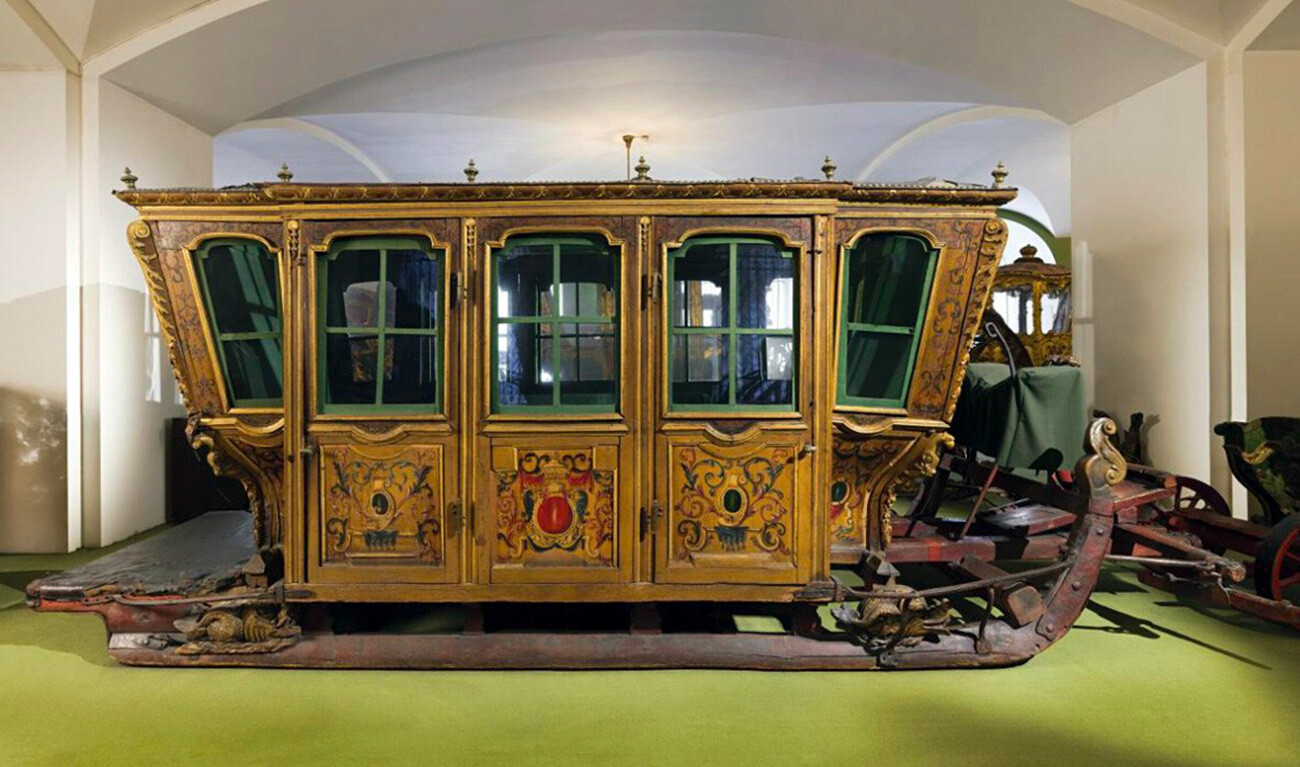 Un carruaje trineo de invierno que perteneció a la emperatriz Isabel de Rusia