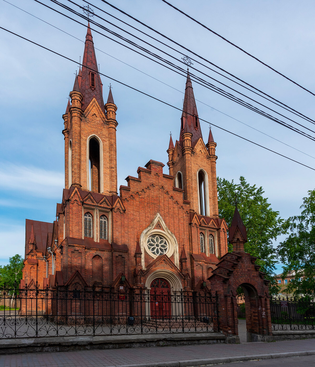 En images: les dix plus beaux édifices gothiques de Russie