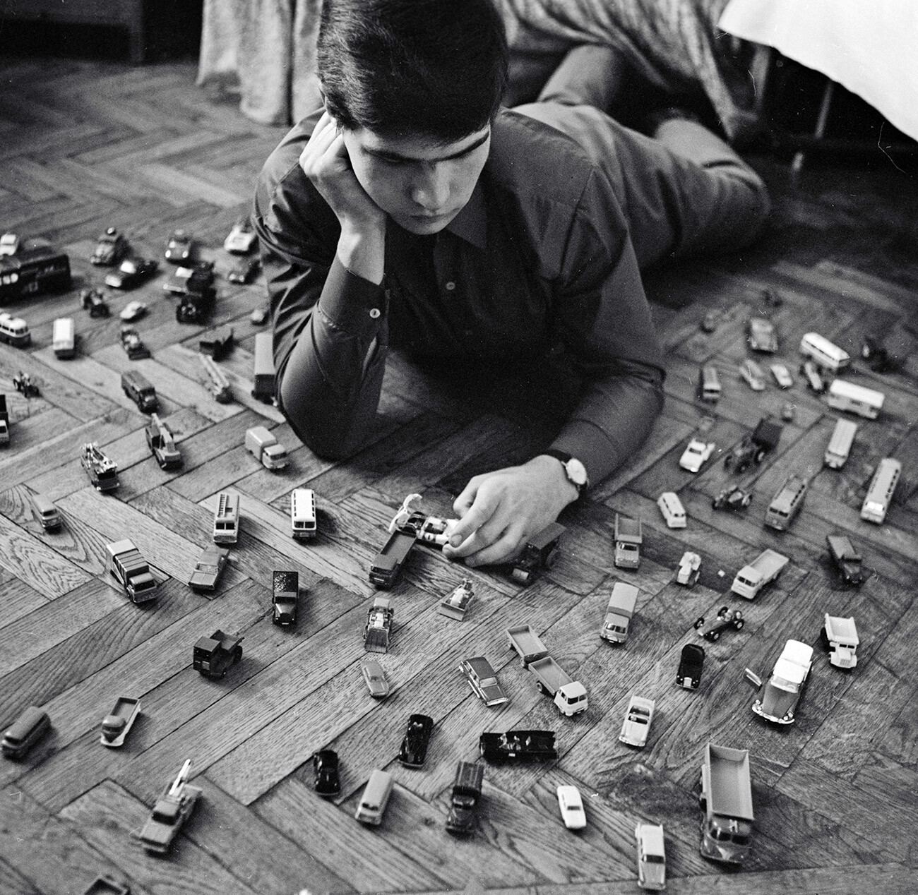 自動車模型の収集家、１９６８年
