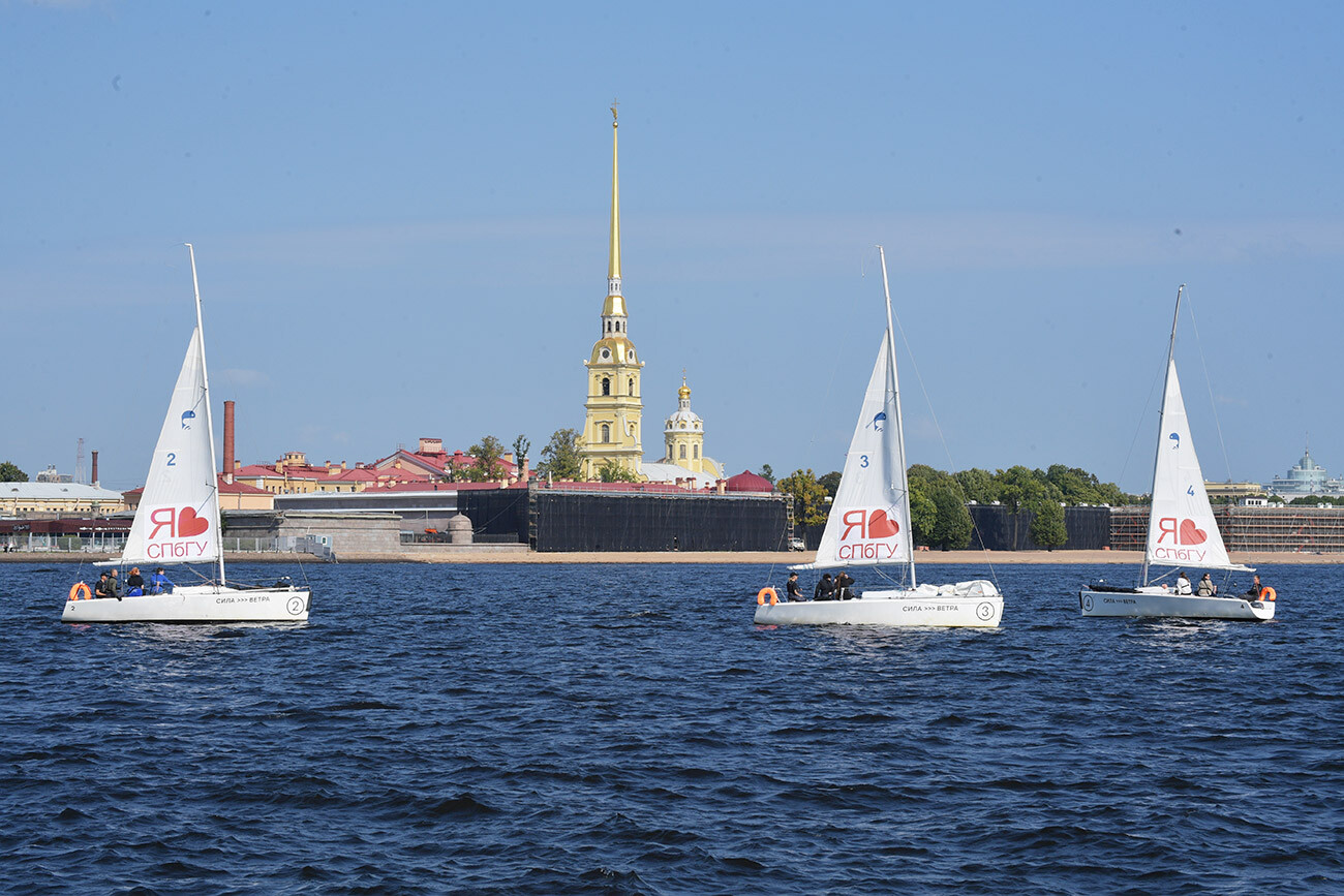 3 BEST water activities in St. Petersburg (PHOTOS)