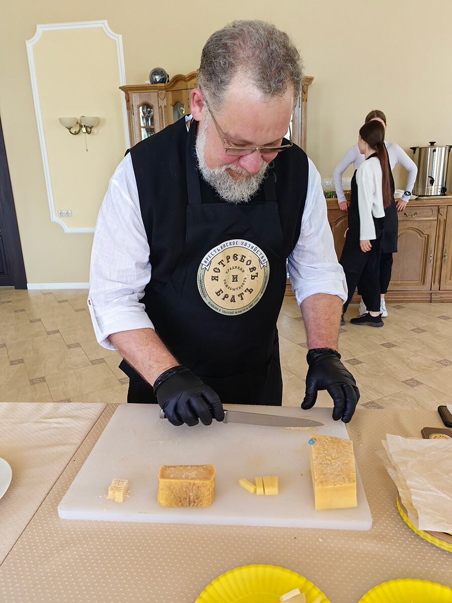 Eduard Yastrebov talks about his farm's cheeses