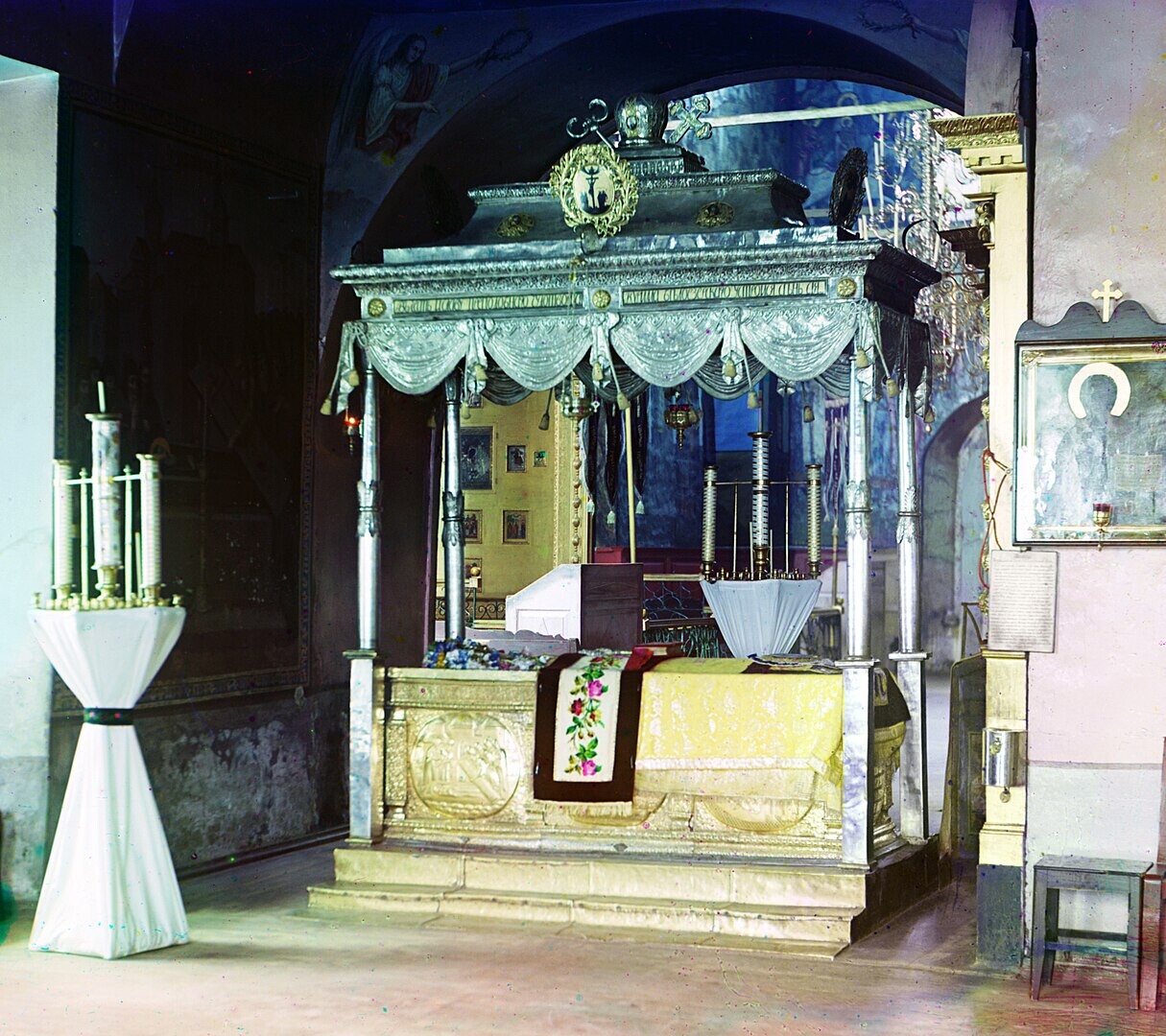 The shrine with St. Cyril's remains, lost after the 1917 Revolution. Photo taken in 1909