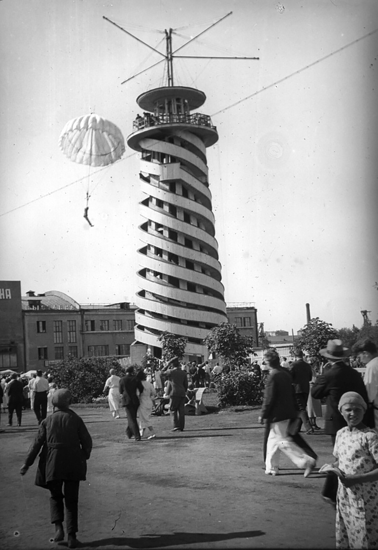 En images: ces attractions étranges ayant alimenté l’URSS en adrénaline