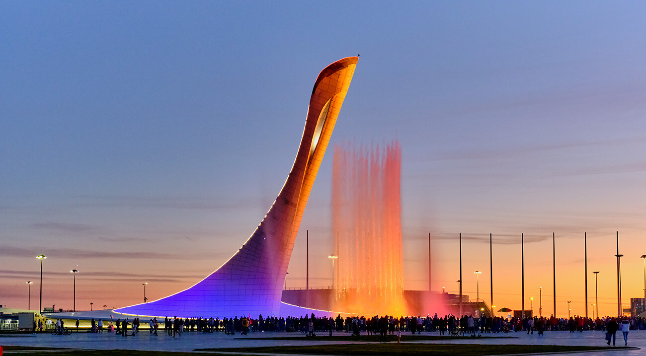 The Olympic flame and the Singing Fountain Show 