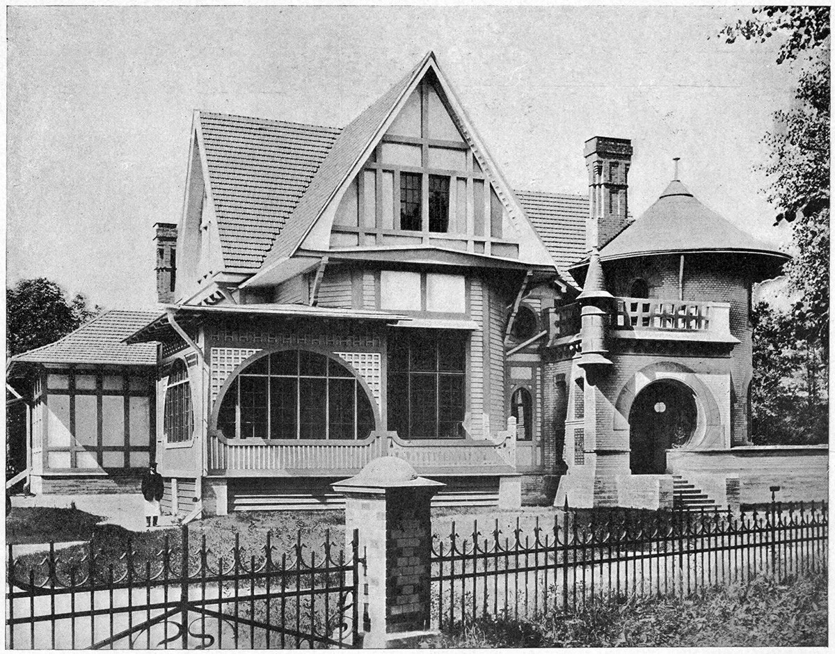 Mansion featured in 'Stroitel' ('The Builder') magazine, the 1900s